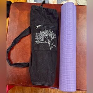 Black Canvas Yoga Mat Carrier with Embroidered Floral Pocket - Black & Purple